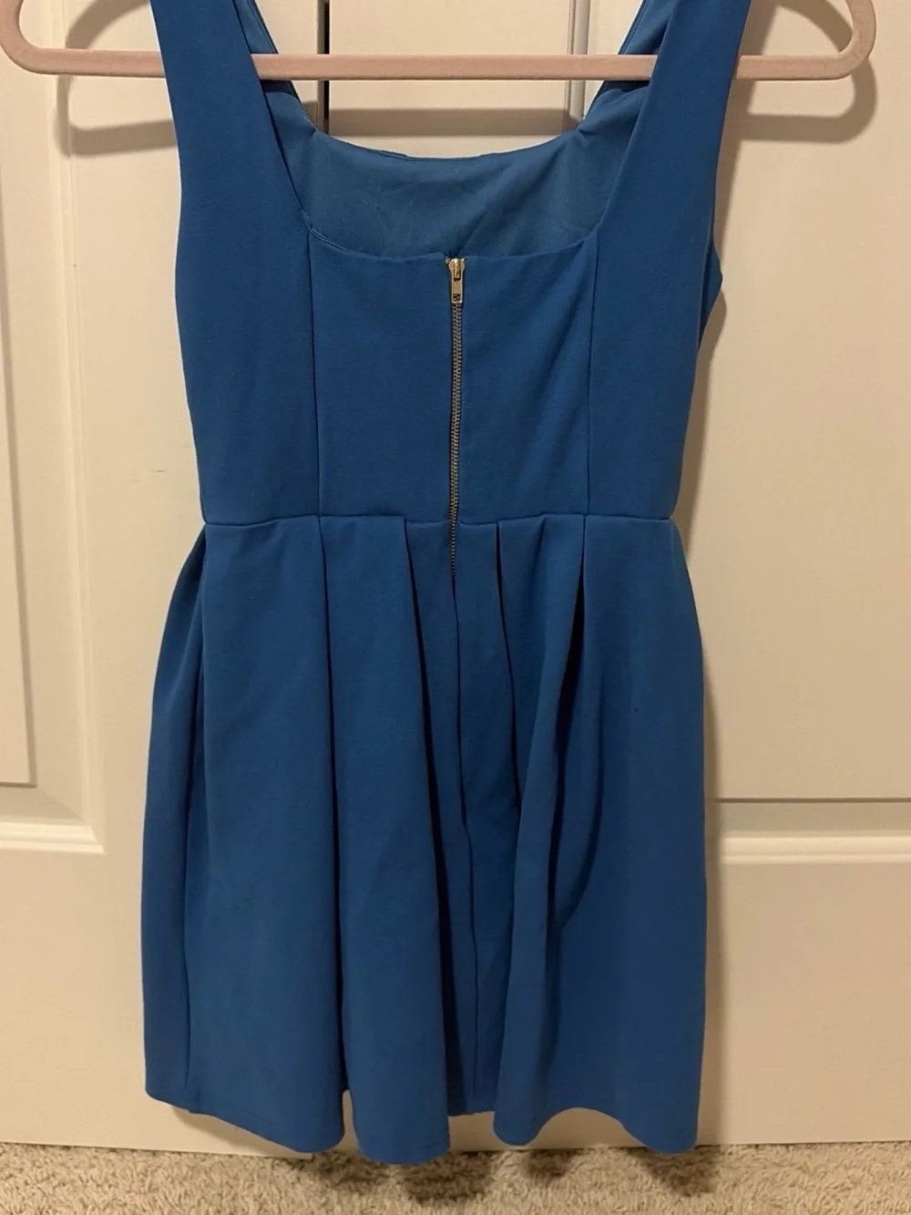 N/A timeless sleeveless